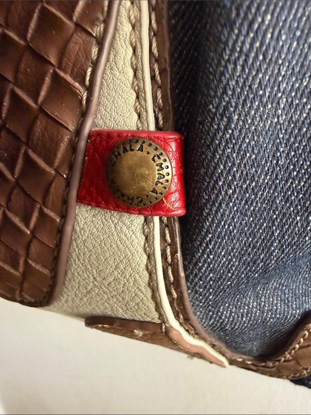 Chala denim Tote Bag with Dog Appliqué in Black and Cream - Picture 5 of 6